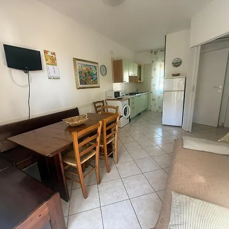 Tranquil For 6 In Rosolina Mare *
